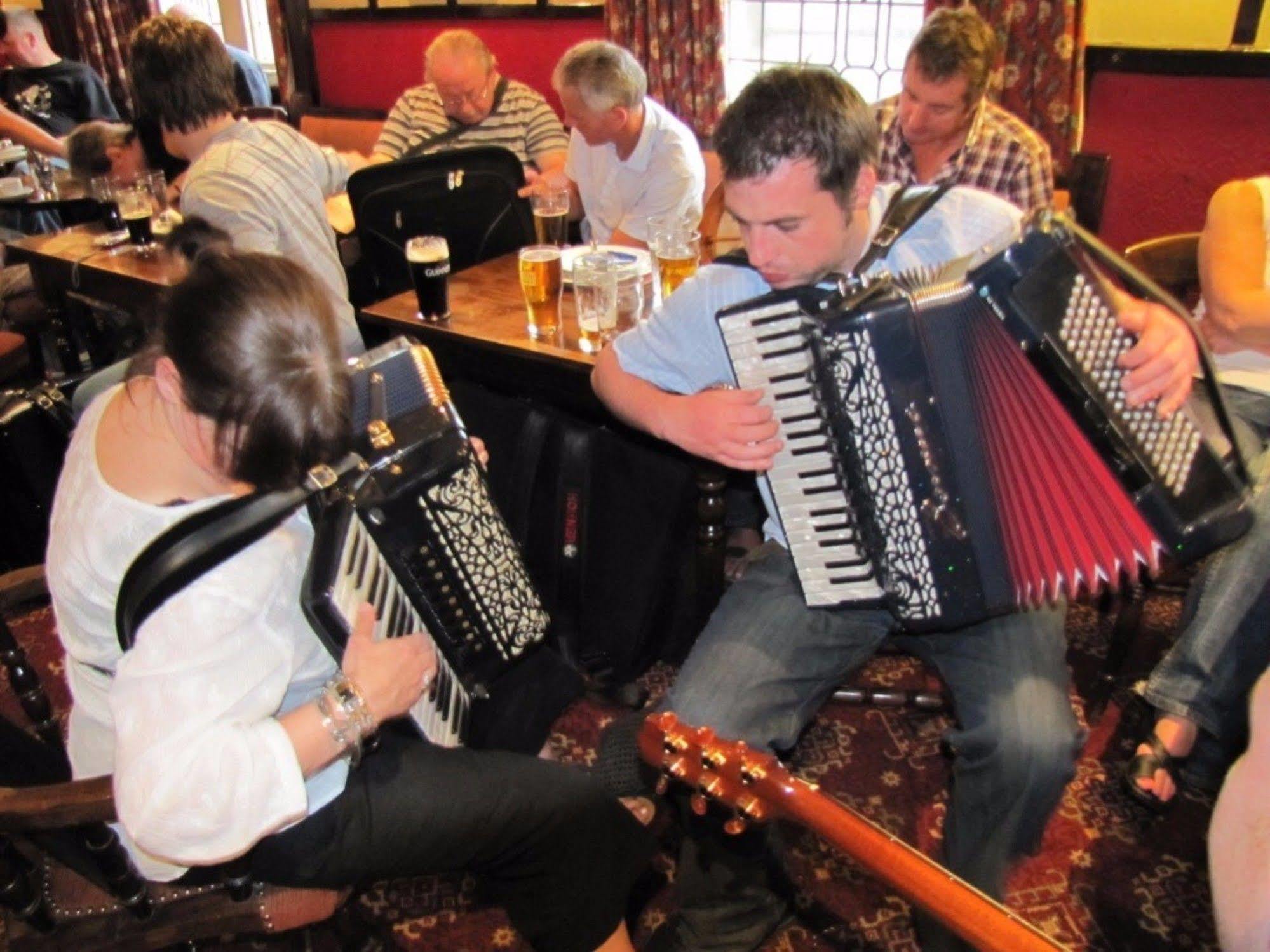 The Queens Head Hotel Rothbury Buitenkant foto